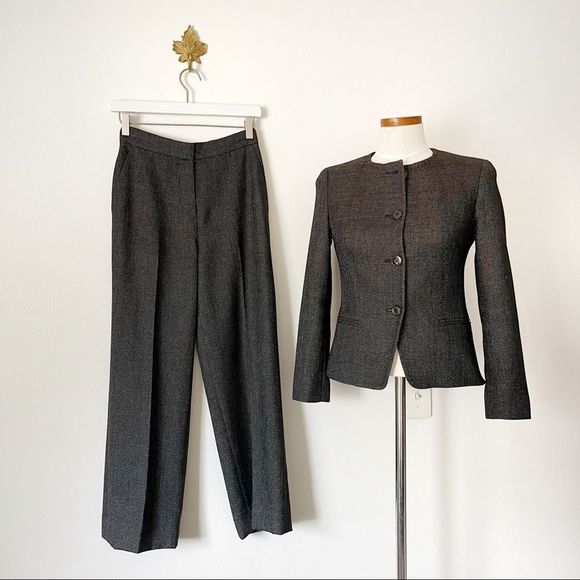 Maxmara Wool blend Button Blazer and pants Suit Set preowned size 4 - Picture 1 of 9